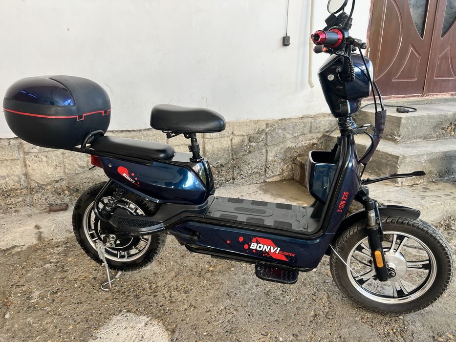 Скутер сотилади Bonvi 60км
