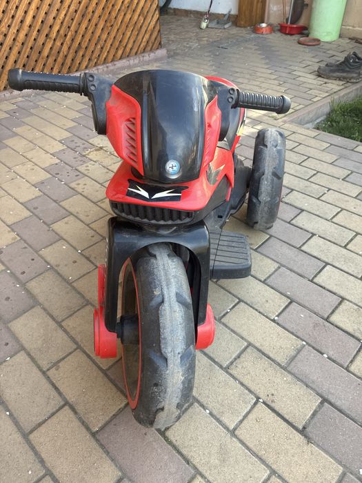 Vand motocicleta electrica pentru copii