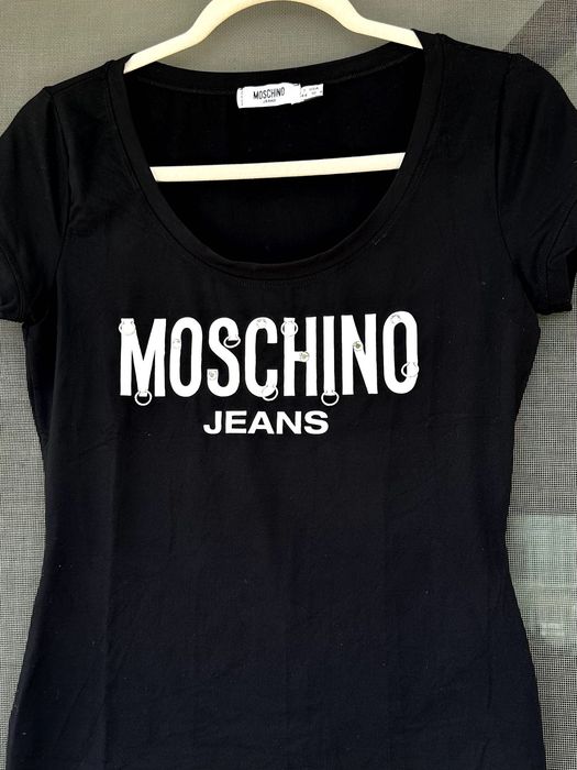 Дамска тениска Moschino Jeans (Made in Italy) - размер М, Оригинална