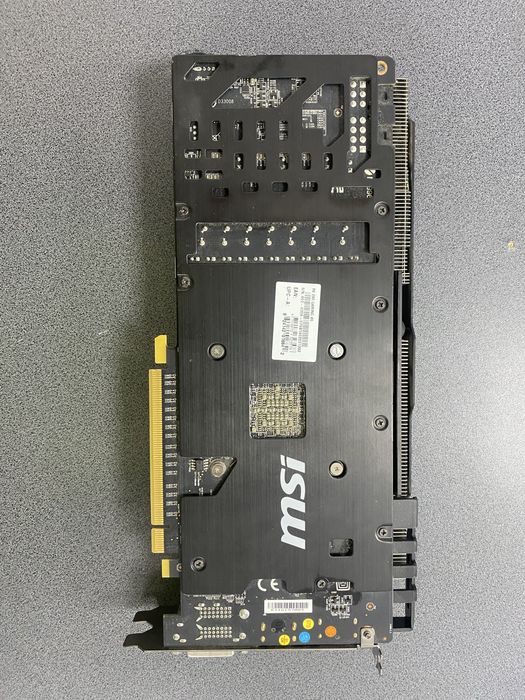 R9 290 видеокарта 4 гб