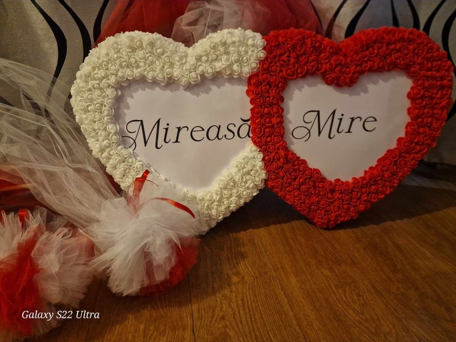 Aranjament mașină mire și mireasă