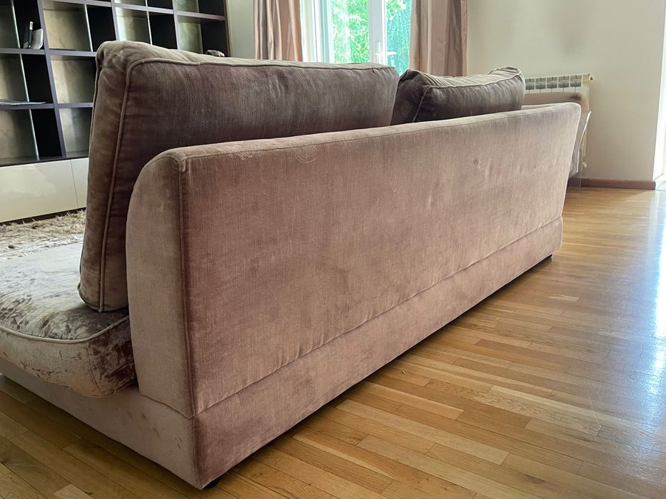 Canapea grej catifea, stare buna, puf de gasca