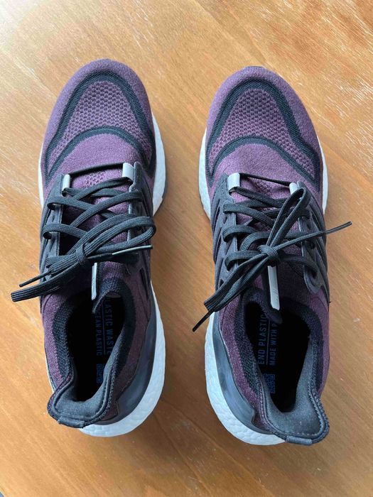 ADIDAS Ultraboost 22