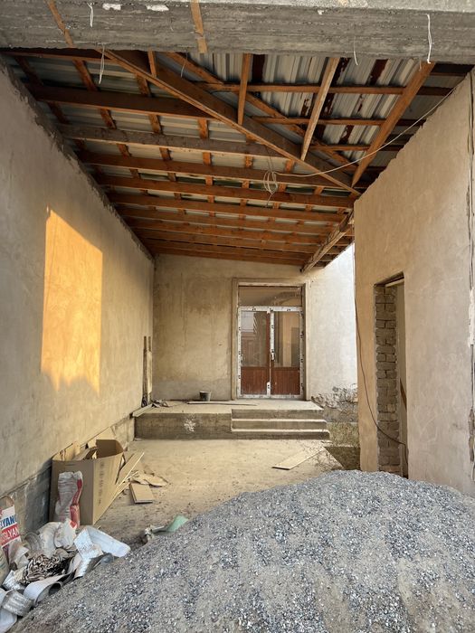 Zudlik bilan hovli-uy sotilmoqda!!! Срочно продаю дом!!!