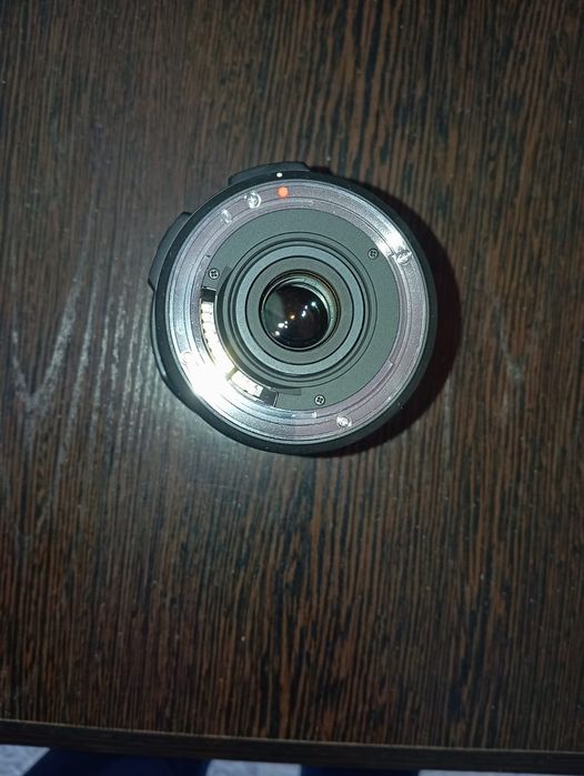 Продам объектив SIGMA 18-200