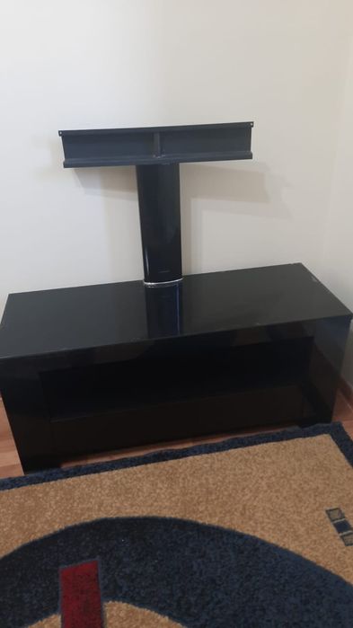 Поставка для телевизоров