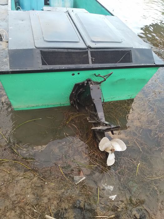 Катер Амур д.  .