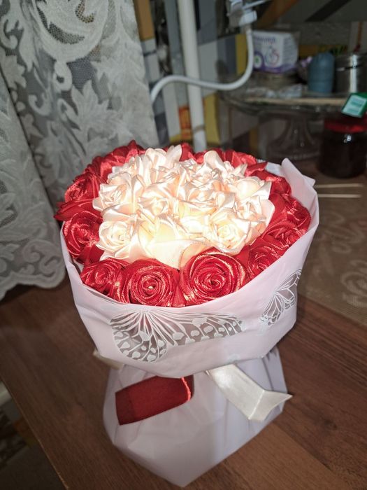 Atlas atir Gul цветы из атласных лент