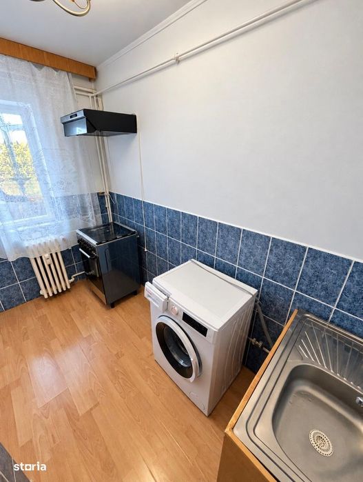 Apartament decpmandat . zona Paucrari /Canta