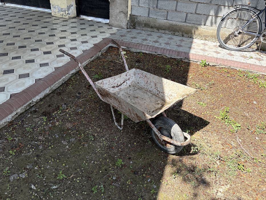 Тачка буу продается 7тыс