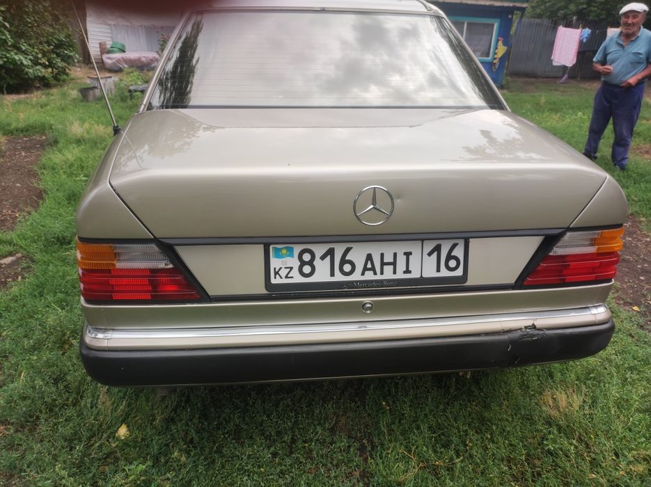 Мерседес 124 продоется