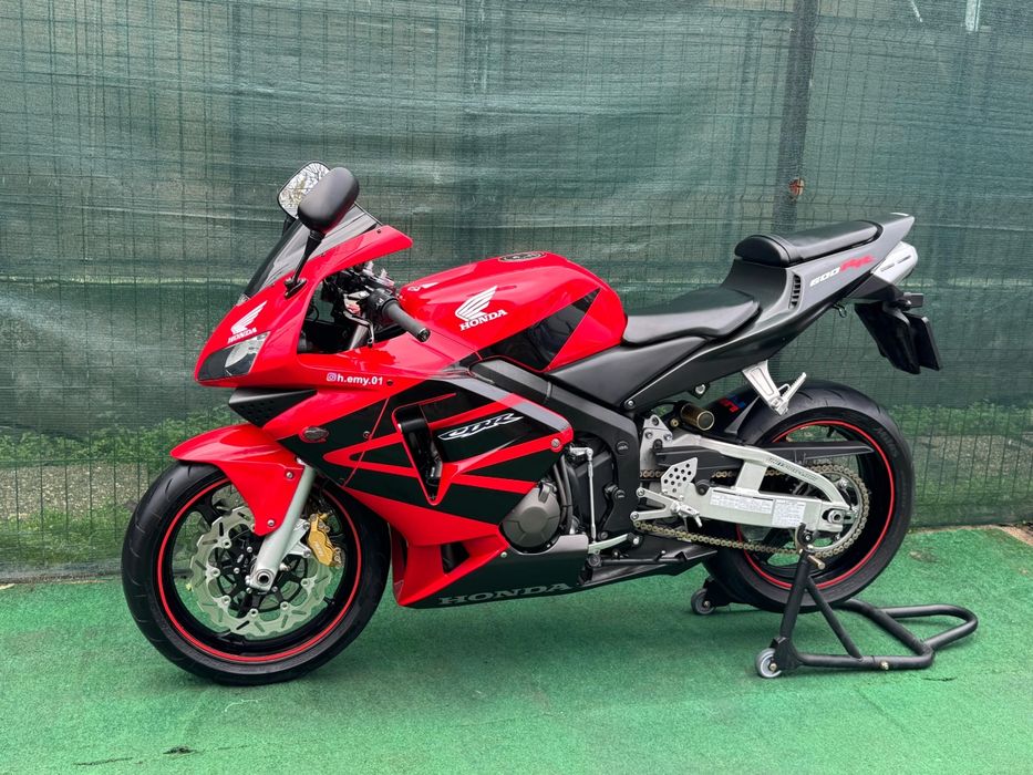 Honda CBR 600RR PC37 înmatriculat