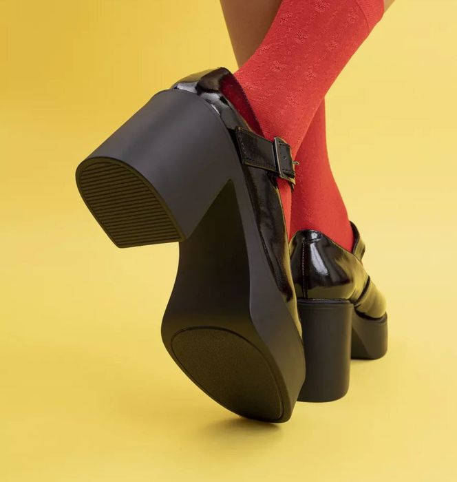 Туфли на толстом каблуке