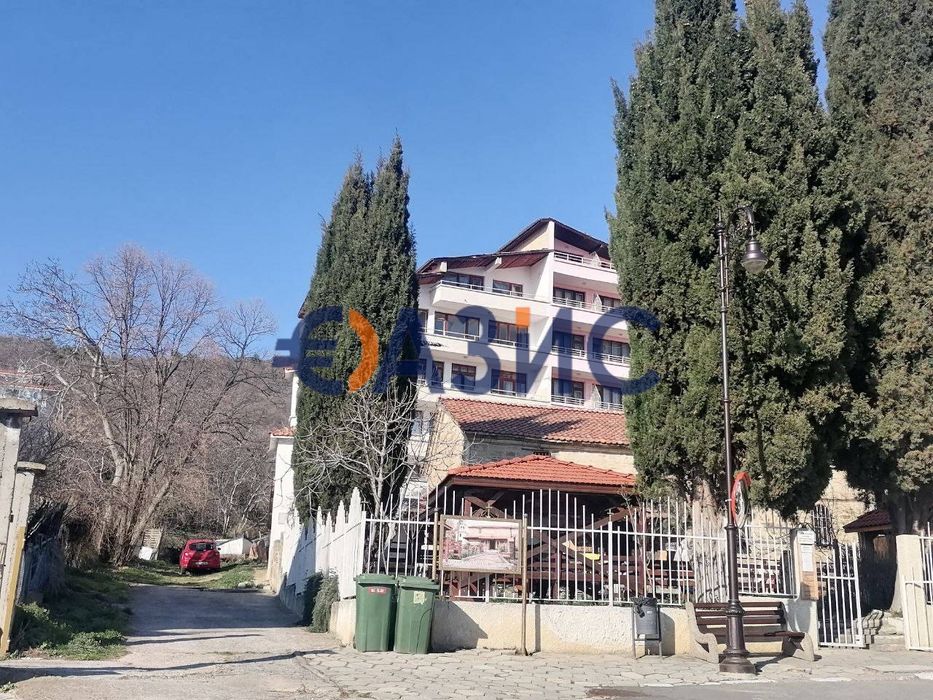 Продава се Къща в Свети Влас - 800 кв.м за 450 €/кв.м - Снимка #3