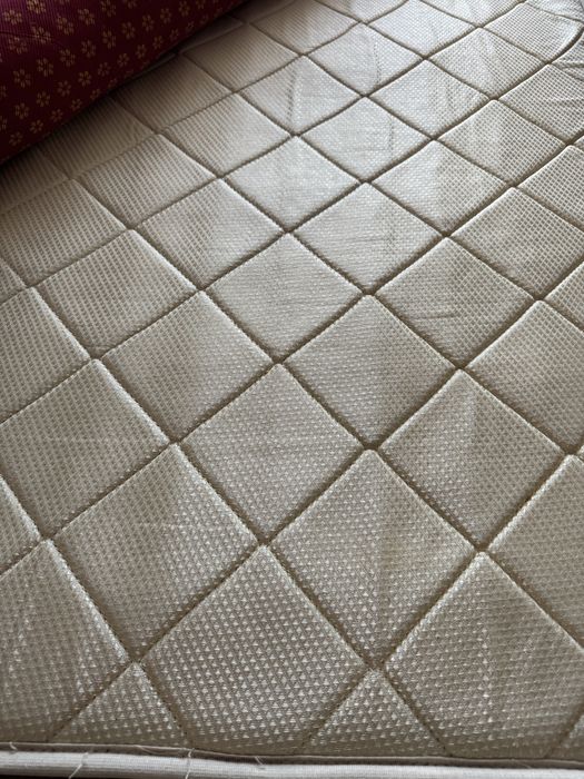 Продам спальный гарнитур