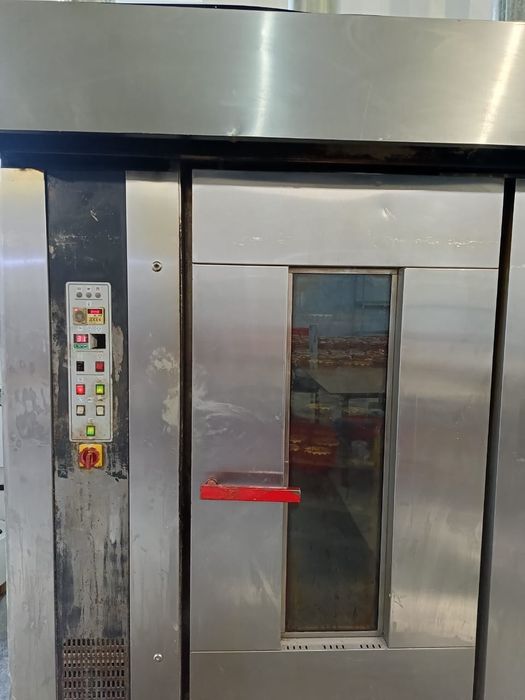 Тесто мешалка. Печь