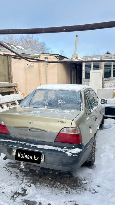 Продаю машину Нексия