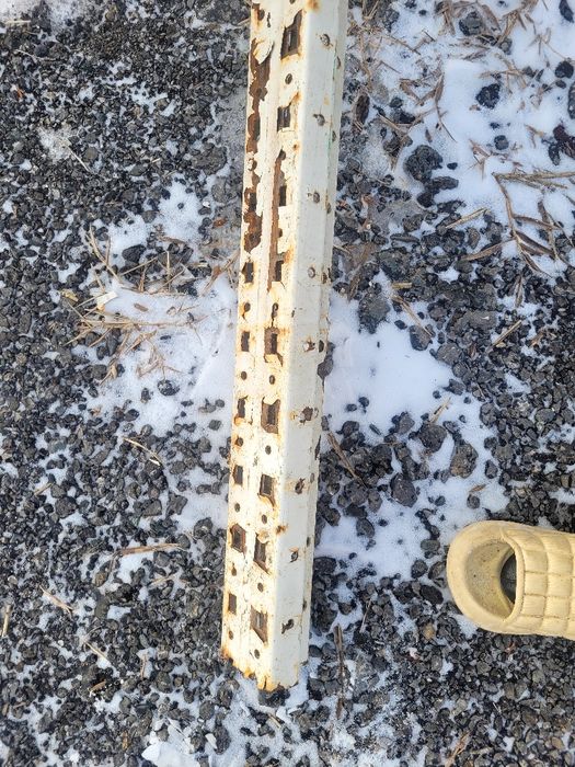 Стойки для ограждения