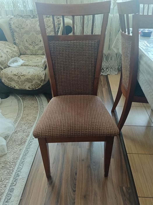 Продам мягкую мебель, стулья.