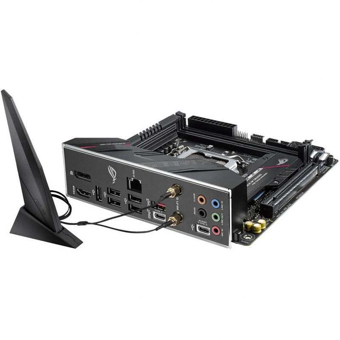 Placa de baza ASUS ROG STRIX B560-i, i5 11400, mini-itx