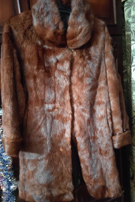 Шуба натуральная,мех норка р 52