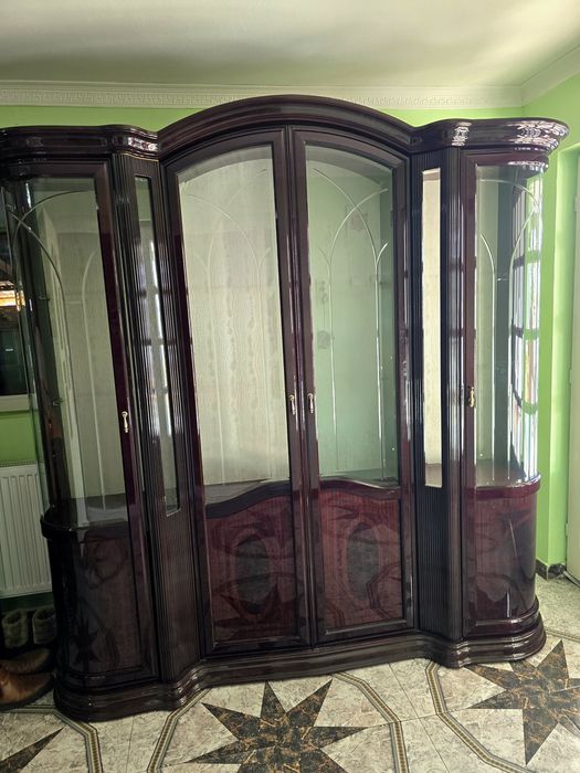 Două vitrine de vinzare se vinde si separat