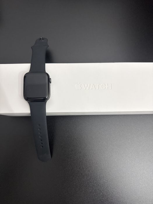 Apple Watch 5, 44MM, Model Cellular
