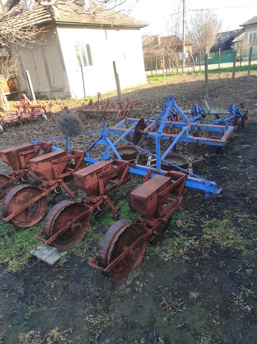 Двигател AKME 16 конски сили в отлично състояние .Части за Болгар 224У