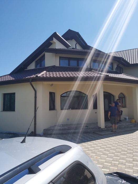 Finisaje interioare și exterioare