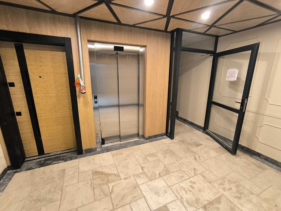 Продава се Тристаен апартамент в Варна, Погреби - 89 кв.м за 1287 €/кв.м - Снимка #15