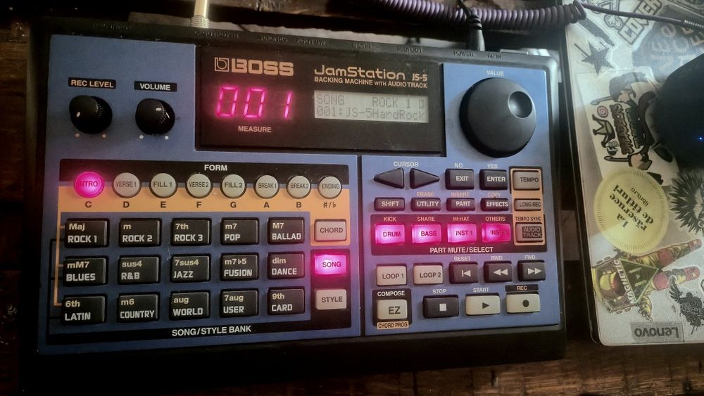Boss JamStation JS-5 drum machine/recorder/backing