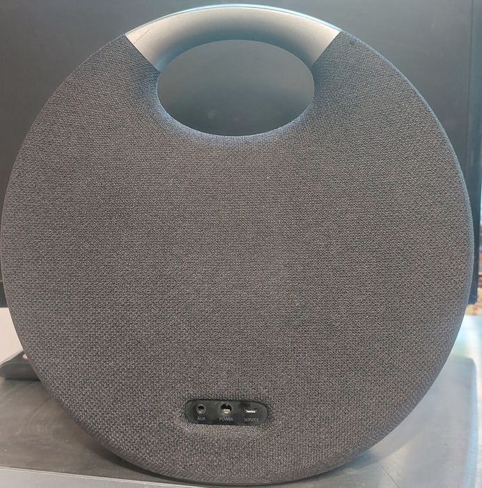 Harman kardon onyx studio 5