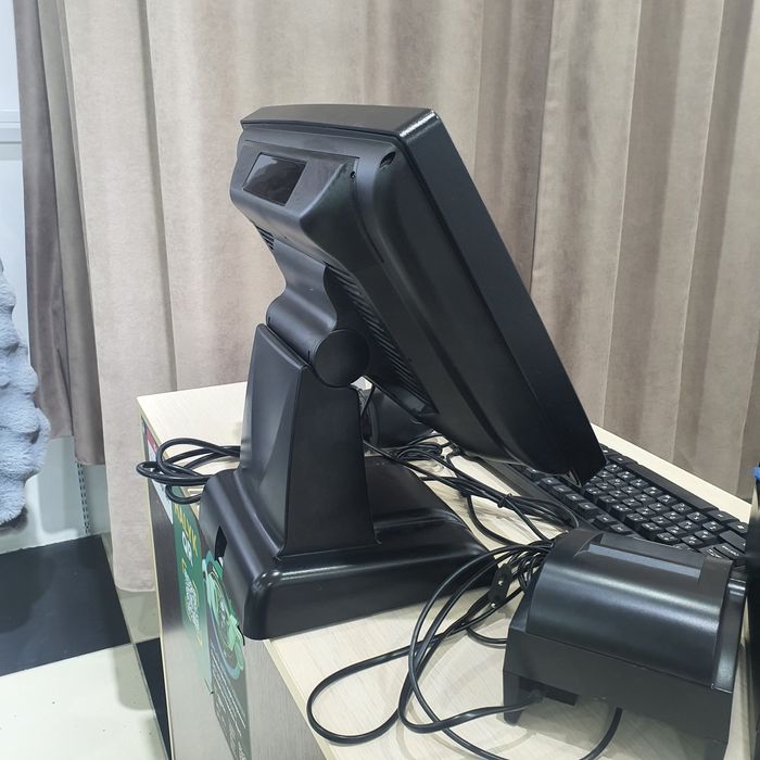 Моноблок сенсорный , принтер чеков