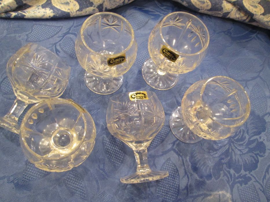 set  6  pahare cristal alb