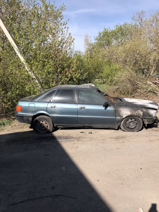 ауди 80 на запчасти