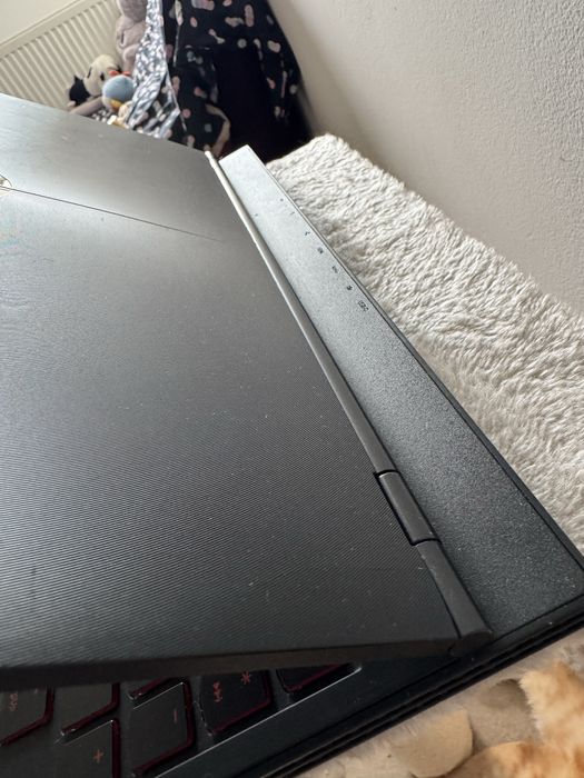 Laptop Lenovo Legion Y7000 2019