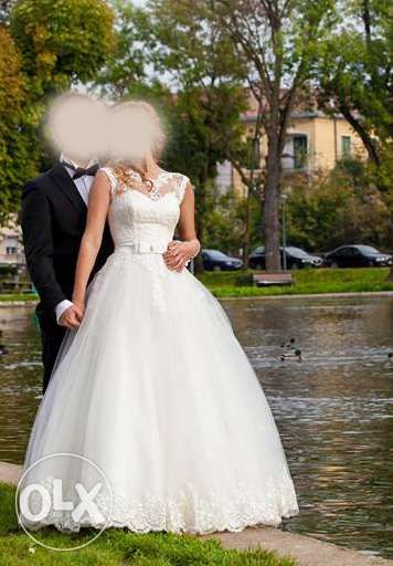 Vand rochie de mireasa personalizata + accesorii asortate