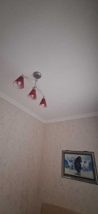 Продаться люстры потолочные , в отличном состоянии, рабочие