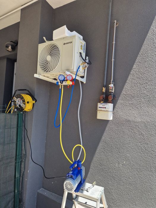 Ofer servicii igienizare si montare Aere Conditionate. Preturi accesibile! Pentru mai multe detalii astept mesaje in privat!