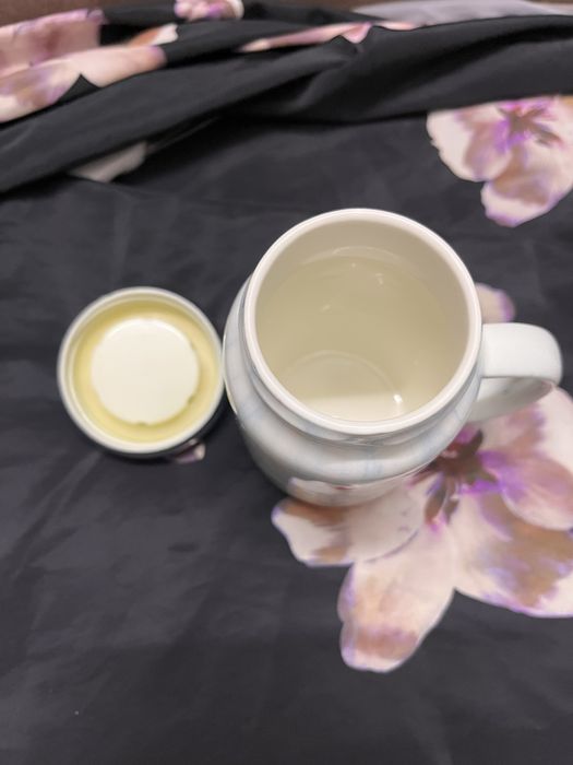 Милая кружка с крышкой