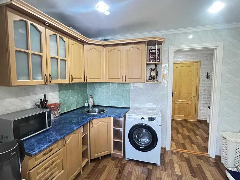 Продам 1 комнатную квартиру в районе Старого Парка