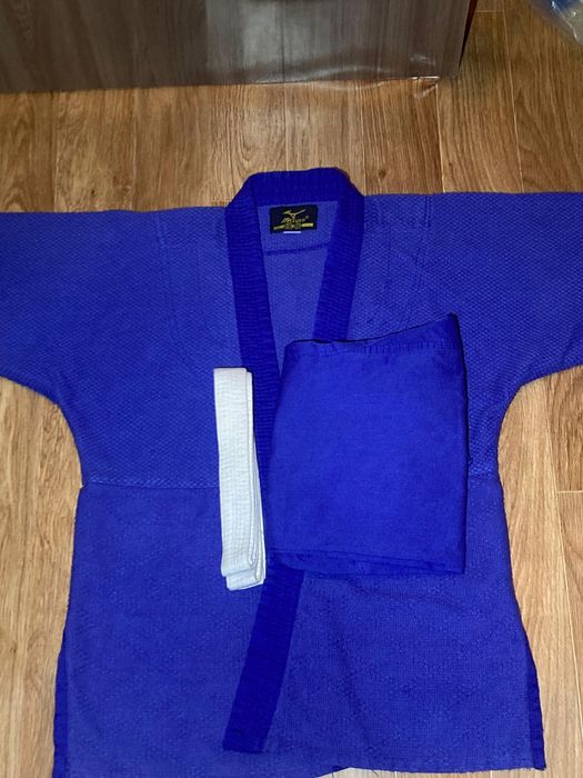 Көк кимано дзюдоға