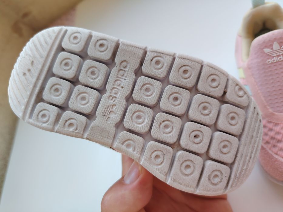 Детски маратонки Adidas 22 номер