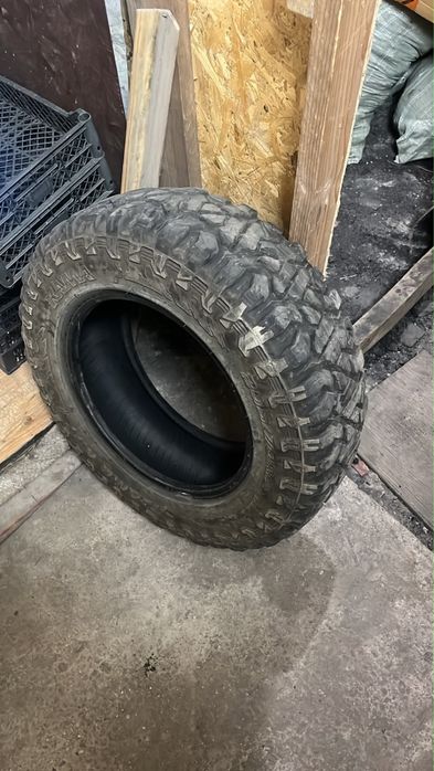 Продам шины 205/70/15