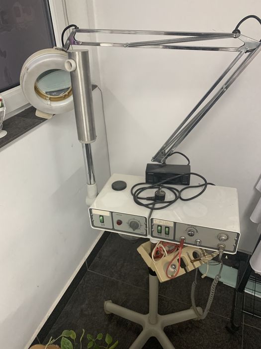 Combina cosmetica portabila