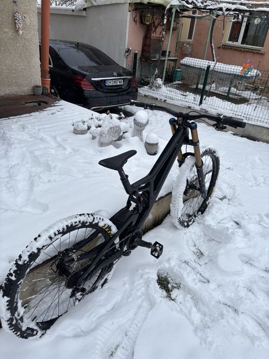 Santa Cruz V10 cc 2025 black