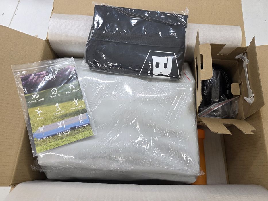 3м Надуваема гимнастическа постелка Beyond Marina Air Track + помпа