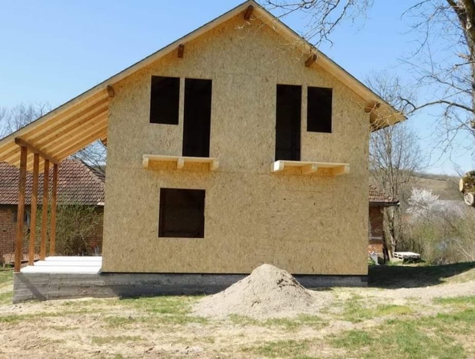 Vand Case si Cabane din lemn