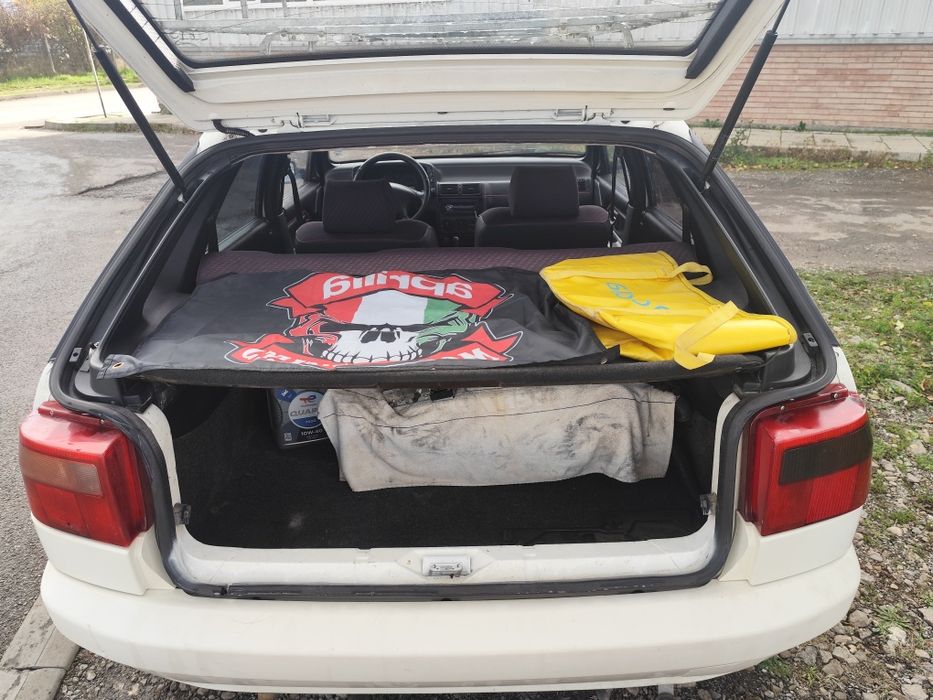 Ситроен зх Citroen zx 1.4 карборатор на гас Без прехвърляне.