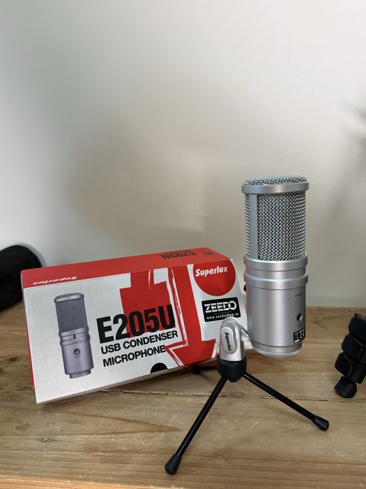 Logitech PTZ Pro 2 Full HD + Microfon Superlux + Trepied | Ca nouă